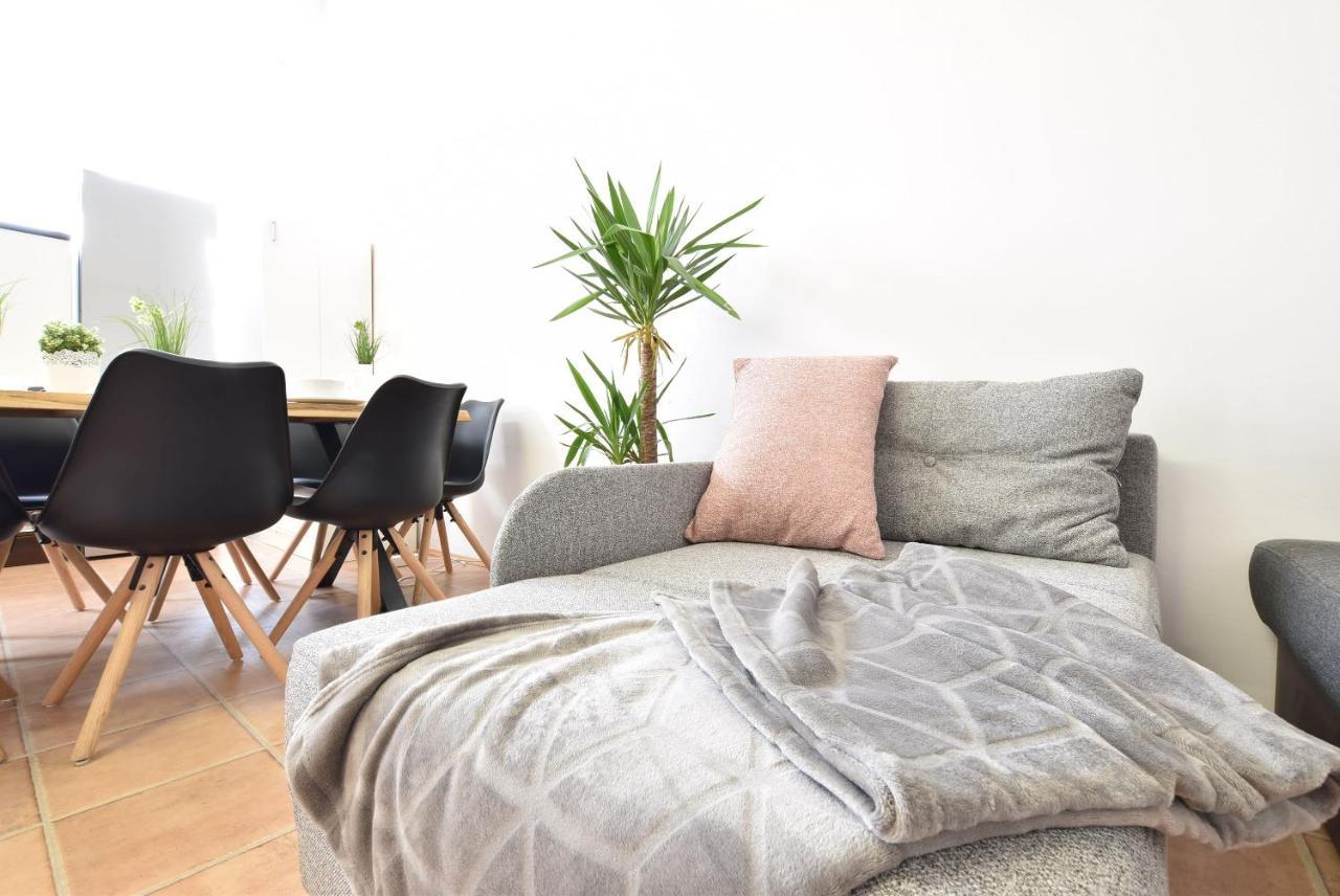 Riesiges Zentrales Apartment Mit Parkplatz Инсбрук Экстерьер фото