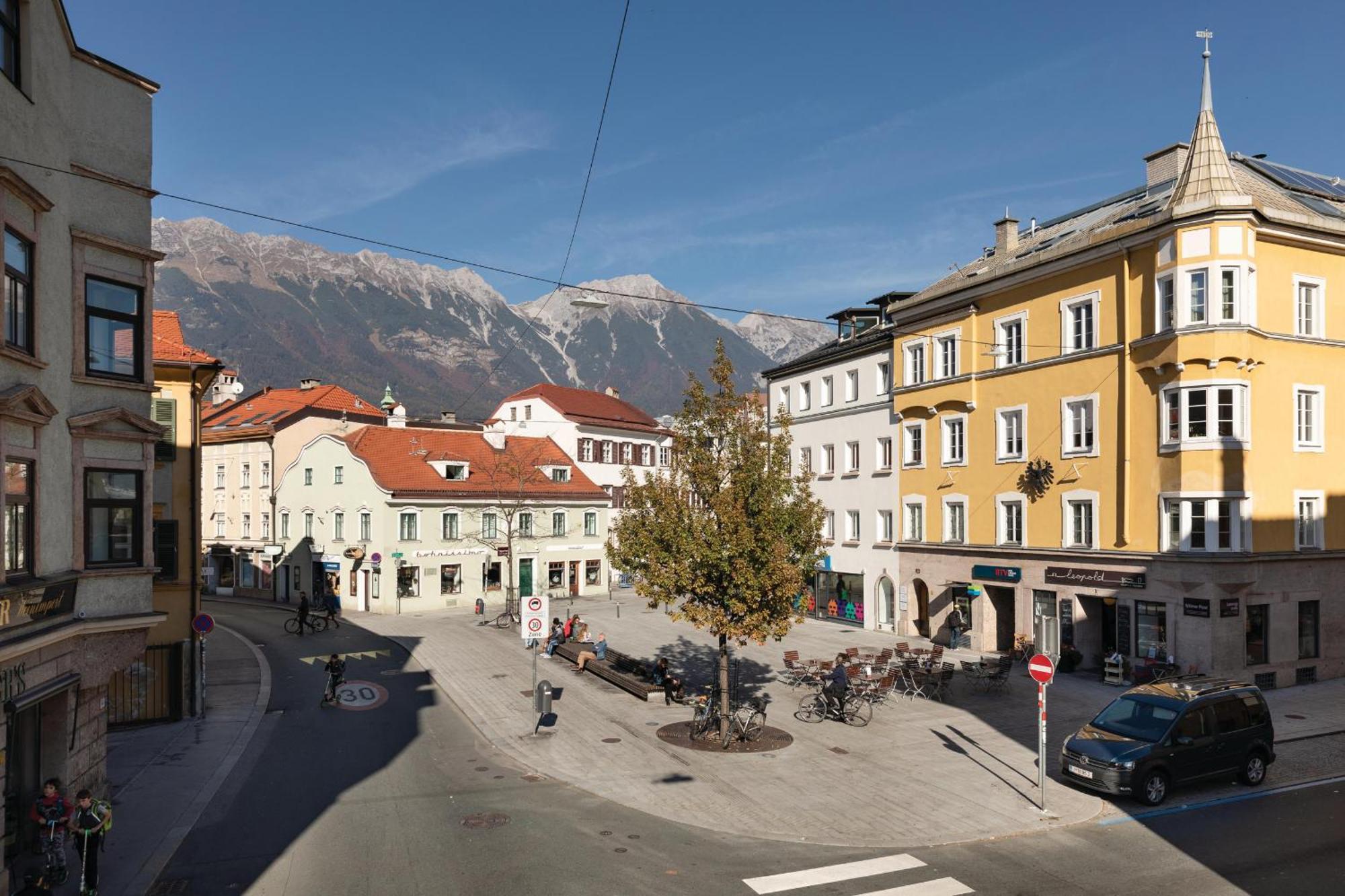 Riesiges Zentrales Apartment Mit Parkplatz Инсбрук Экстерьер фото
